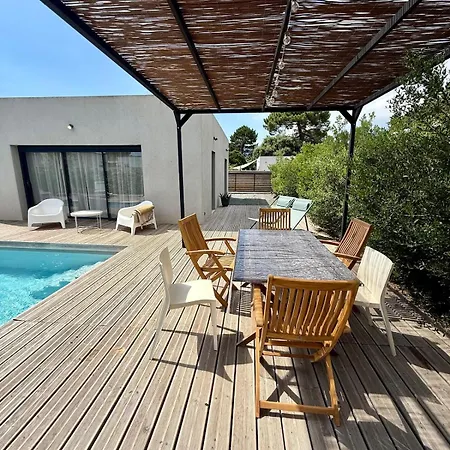 With Private Pool, Lentre Terre Et 빌라 *