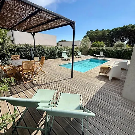 With Private Pool, Lentre Terre Et 빌라 르씨